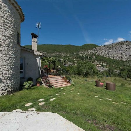 Appartement Clôt de Félines Entrevaux Exterior foto
